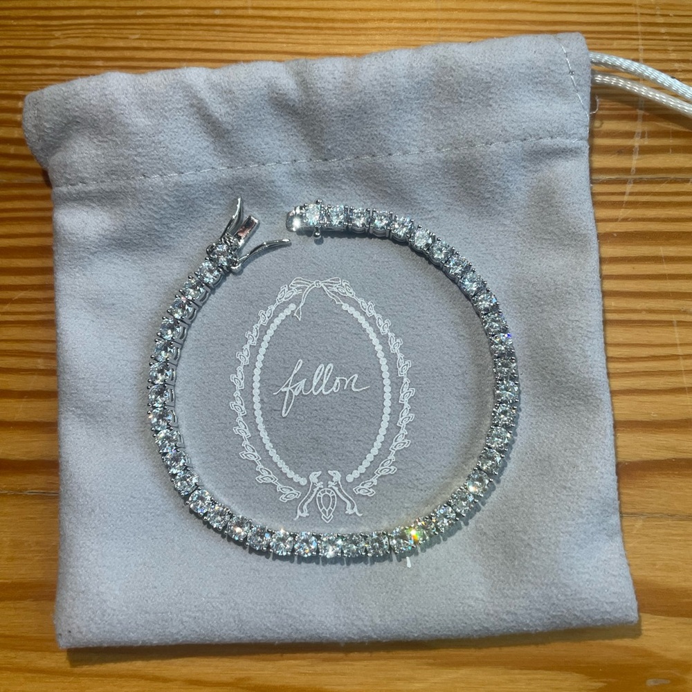 Grace Tennis Bracelet - Rhodium